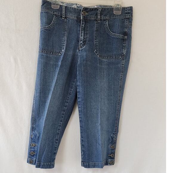C J Banks Denim Mid Rise Denim Capri Pants with 2 Pockets Women's Size 4 - Picture 1 of 10